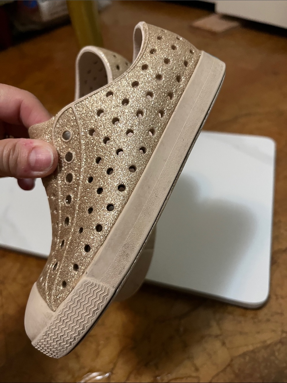 Native Kids Sneakers Sz 11 - Picture 6 of 9